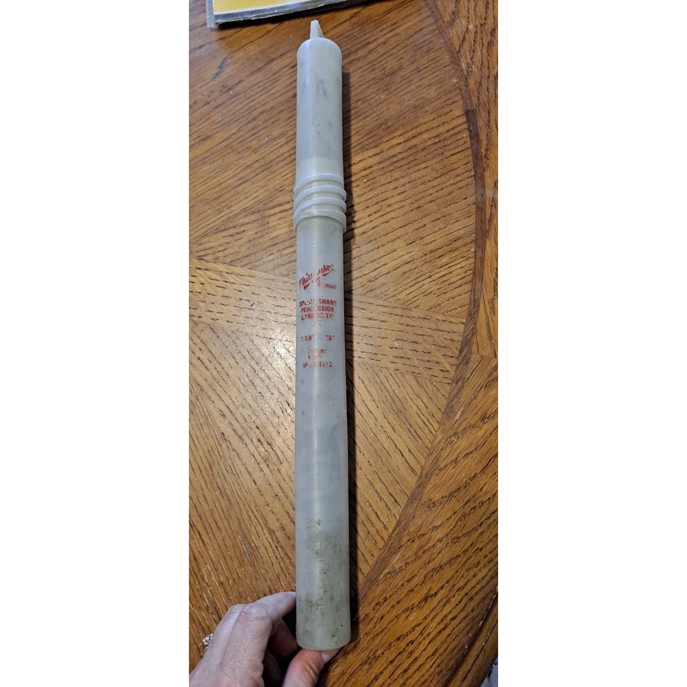 Milwaukee 1 1/18" X‎ 16" SHANK PERCUSSION CARBIDE-TIP" bit